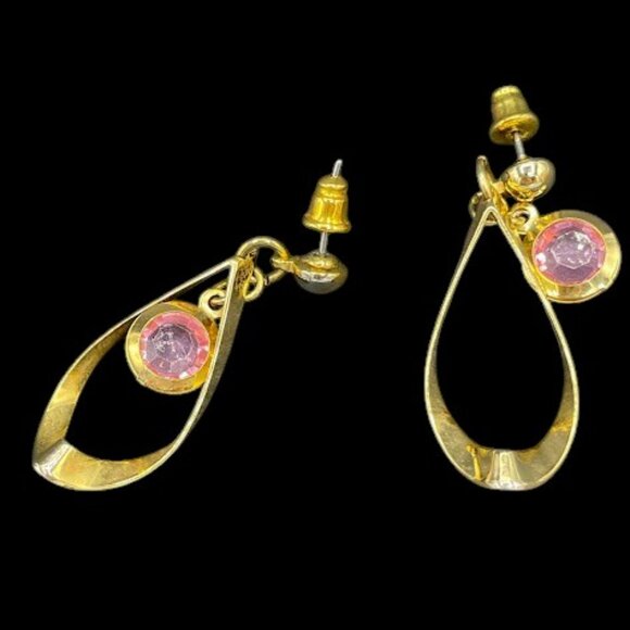 Vintage 70s Gold Tone Pink Crystal Open Work Long Dangle Drop Earrings Post Back - Picture 5 of 7